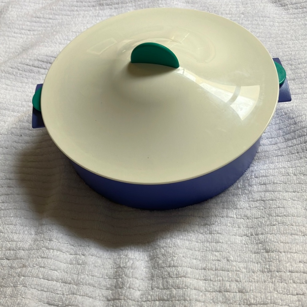 Tupperware micro steamer